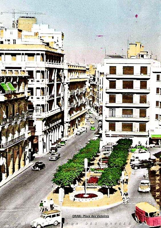 RA g- 018- Place des Victoires.jpg